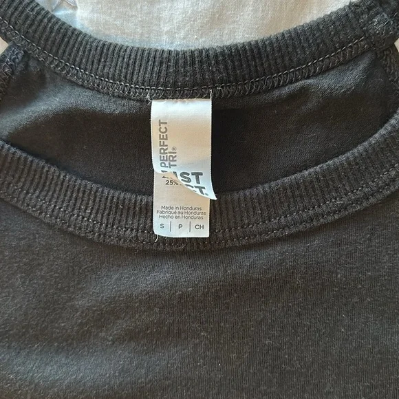 💙 5 for $20 Blank District tank top - Picture 3 of 4